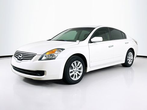 Used 2009 Nissan Altima 2.5 S w/ Convenience Pkg image 3