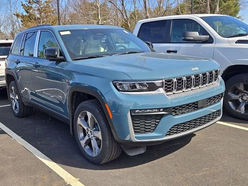 New 2026 Jeep Grand Cherokee Limited image 1