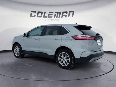 Used 2024 Ford Edge SEL image 3