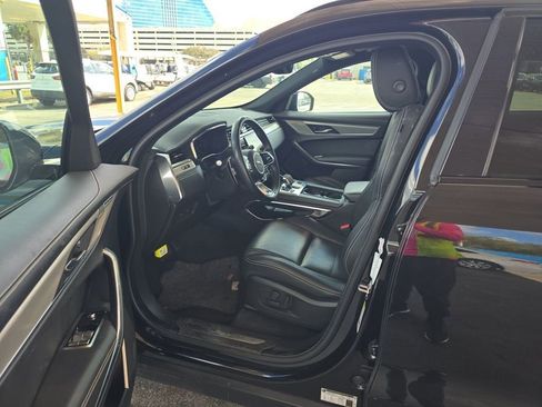 Used 2024 Jaguar F-PACE R-Dynamic S image 8