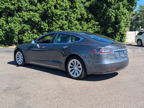 Used 2018 Tesla Model S 100D image 5