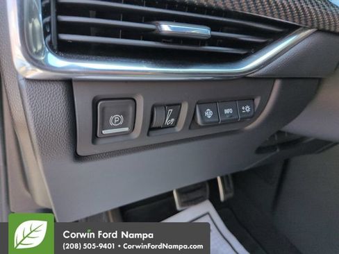 Used 2023 Cadillac XT4 Sport w/ Sun And Sound Package AWD/4WD image 13