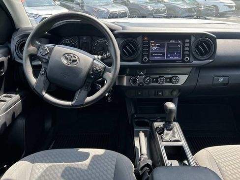 Used 2020 Toyota Tacoma SR AWD/4WD image 14
