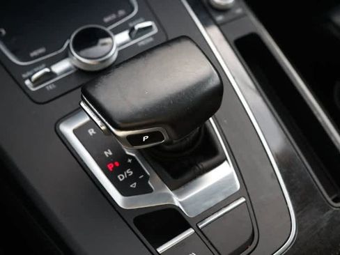 Used 2020 Audi Q5 2.0T Premium Plus w/ Premium Plus Package image 27