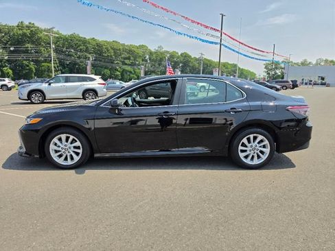 Used 2023 Toyota Camry LE AWD/4WD image 4