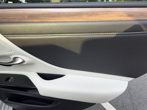 Certified 2023 Lexus ES 350 w/ Premium Package FWD image 39