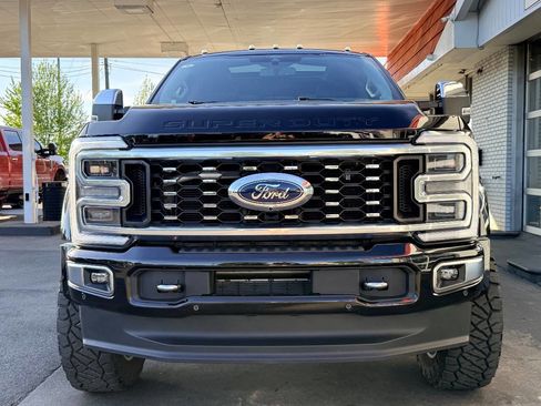 Used 2024 Ford F450 Limited w/ FX4 Off-Road Package image 7