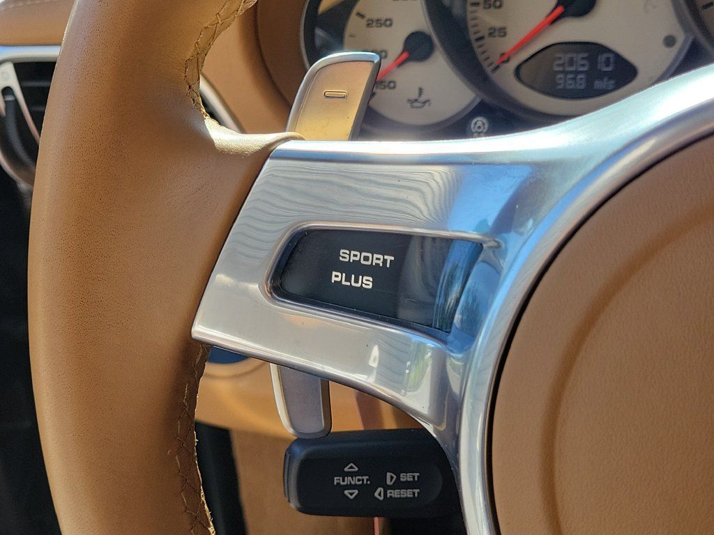 Used 2012 Porsche 911 Turbo S AWD/4WD image 38