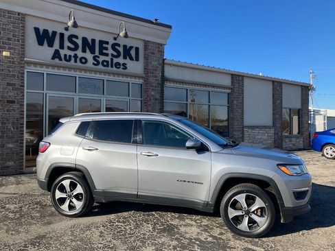 Used 2017 Jeep Compass Latitude w/ Popular Equipment Group image 2