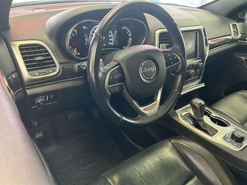 Used 2018 Jeep Grand Cherokee Trailhawk w/ Trailhawk Luxury Group AWD/4WD image 16