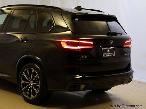 Used 2023 BMW X5 xDrive40i w/ M Sport Package AWD/4WD image 8