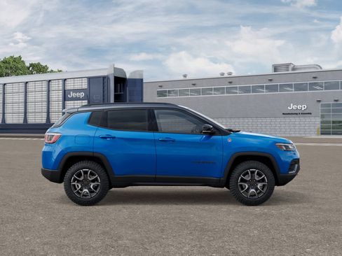 New 2026 Jeep Compass Trailhawk image 21