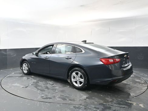 Used 2020 Chevrolet Malibu LS w/ Driver Confidence Package II image 3