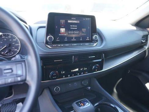 Used 2022 Nissan Rogue SV FWD image 26