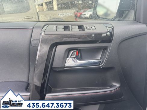 Used 2022 Toyota 4Runner TRD Off-Road Premium image 9