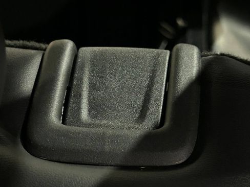 Used 2023 Ford Explorer XLT w/ Equipment Group 202A AWD/4WD image 56