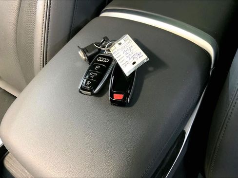 Used 2021 Audi Q7 3.0T Premium Plus w/ Executive Package AWD/4WD image 14