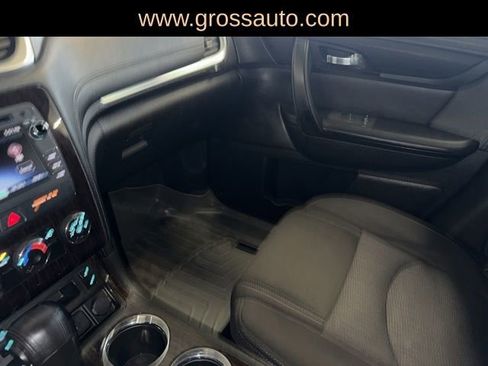Used 2015 Chevrolet Traverse LT w/ Style and Technology Package image 29