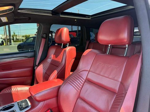Used 2018 Jeep Grand Cherokee Trackhawk AWD/4WD image 10