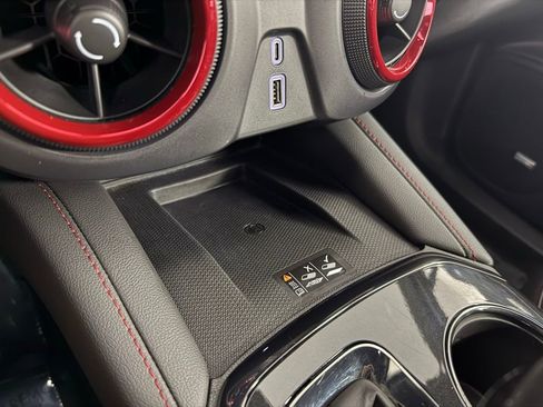 Used 2025 Chevrolet Blazer RS image 31