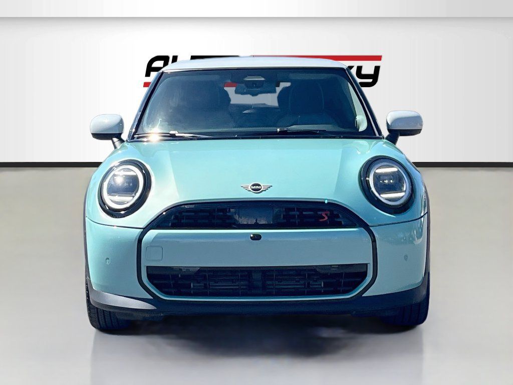 Used 2025 MINI Cooper S FWD image 2