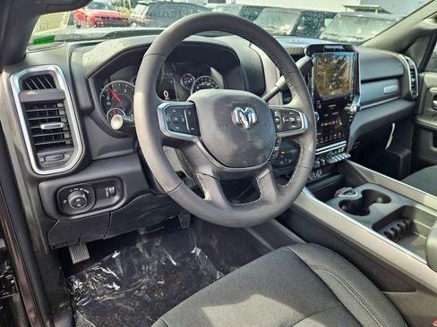 New 2026 RAM 2500 Big Horn AWD/4WD image 13