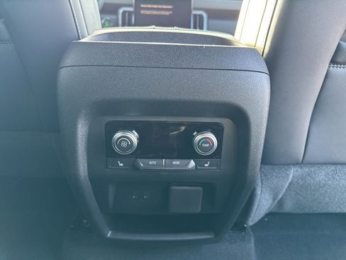 New 2026 GMC Acadia Denali w/ Super Cruise Package image 29