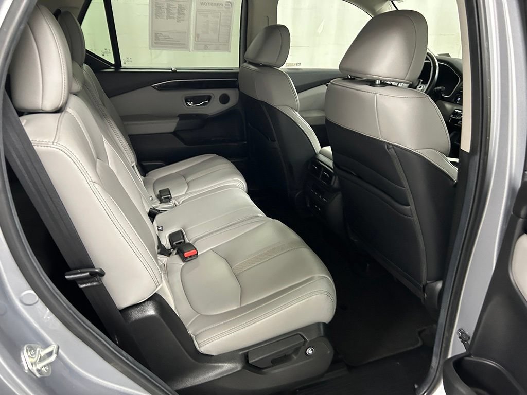 Certified 2024 Honda Pilot Touring image 14