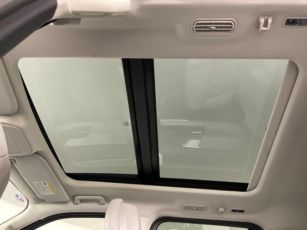 New 2027 Ford Expedition Max Active RWD image 18