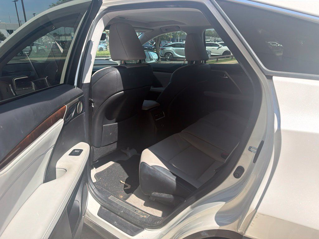 Used 2016 Lexus RX 350 AWD w/ Premium Package image 6