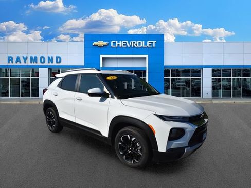 Used 2023 Chevrolet TrailBlazer LT FWD image 10