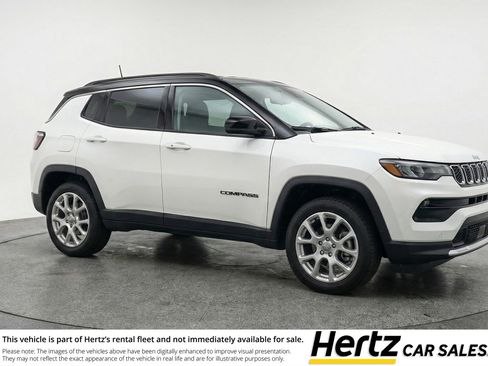Used 2025 Jeep Compass Limited image 1
