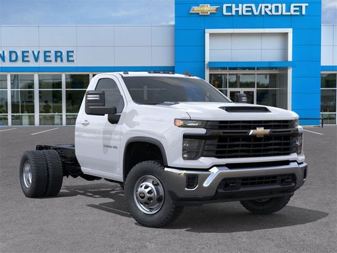 New 2026 Chevrolet Silverado 3500 W/T w/ WT Convenience Package image 7