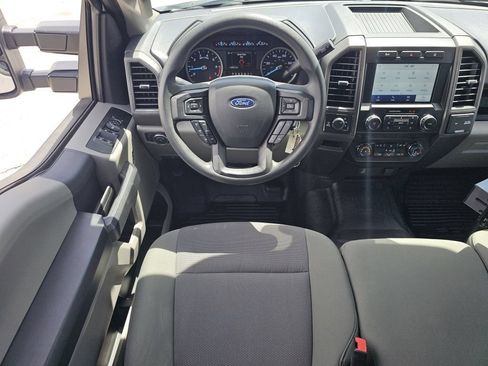 Used 2022 Ford F250 XL w/ Power Equipment Group AWD/4WD image 4