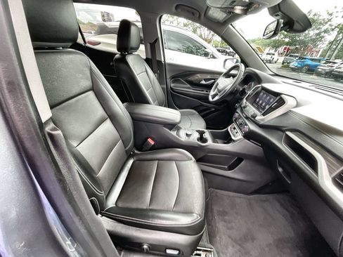 Used 2023 GMC Terrain SLT FWD image 27