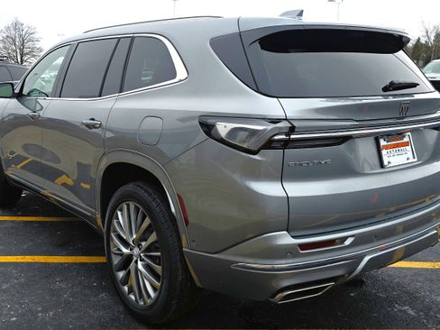 New 2026 Buick Enclave Avenir w/ Super Cruise Package image 6