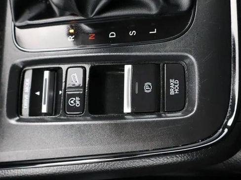 Used 2025 Honda CR-V LX image 32
