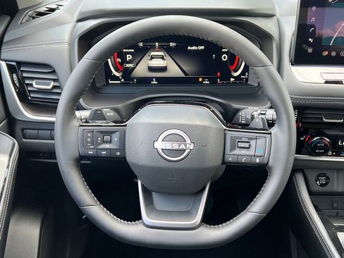 New 2026 Nissan Rogue Platinum AWD/4WD image 26