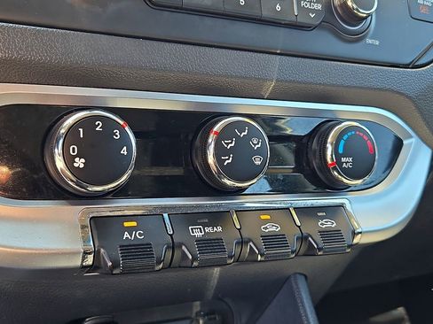 Used 2014 Kia Rio LX FWD image 18