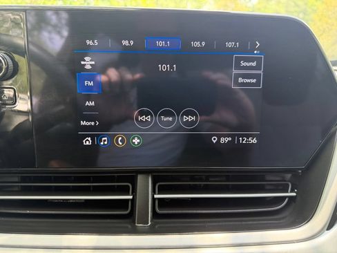 Used 2025 Chevrolet Trax LS FWD image 19