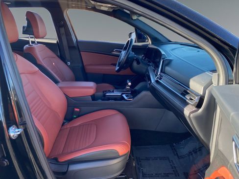 Used 2023 Kia Sportage SX image 15