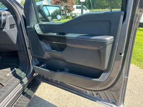 Used 2021 Ford F150 XL w/ STX Appearance Package AWD/4WD image 11