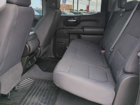 Used 2022 Chevrolet Silverado 1500 Custom Trail Boss image 25