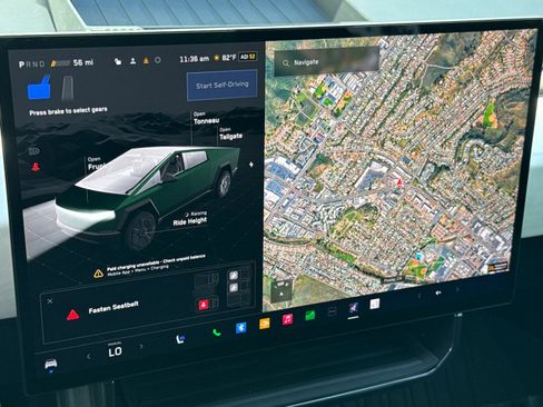 Used 2024 Tesla Cybertruck AWD Crew Cab image 20