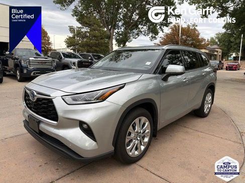 Used 2024 Toyota Highlander Limited AWD/4WD image 1