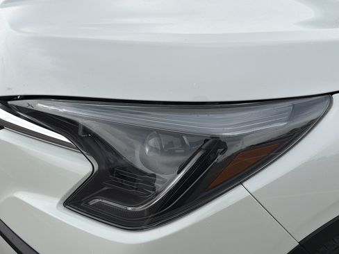 Certified 2025 Subaru Ascent Premium AWD/4WD image 16