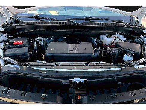 Used 2024 Chevrolet Tahoe Premier w/ Premium Package 2 image 31