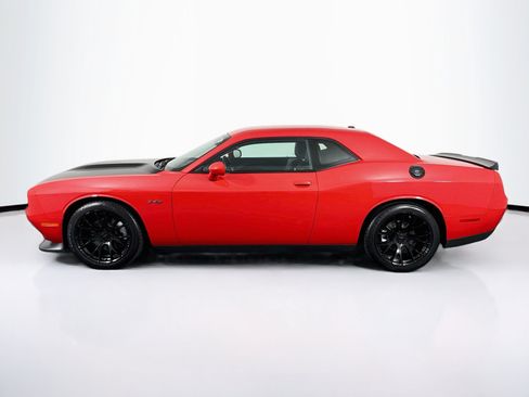 Used 2023 Dodge Challenger R/T RWD image 11