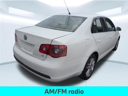 Used 2007 Volkswagen Jetta Wolfsburg Edition FWD image 8
