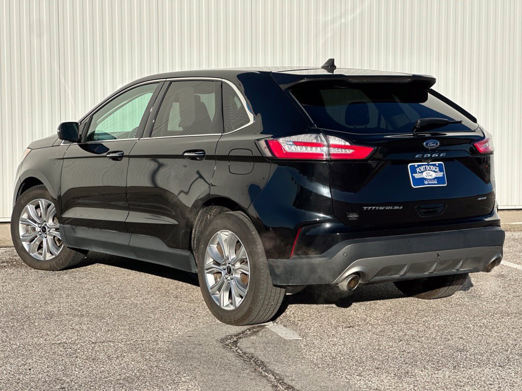 Certified 2023 Ford Edge Titanium AWD/4WD image 5